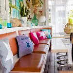 מלון & Restaurant Am Bodden פוטבוס