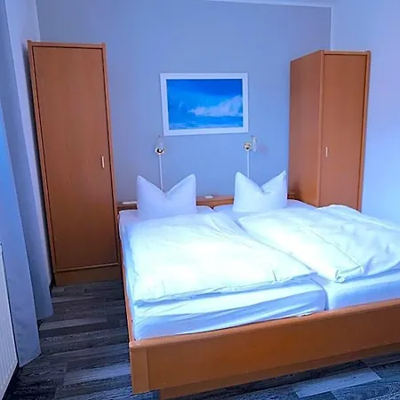 호텔 & Restaurant Am Bodden 3*
